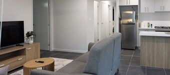 4BR Home w/ Outdoor Dining, BBQ & Movie Room