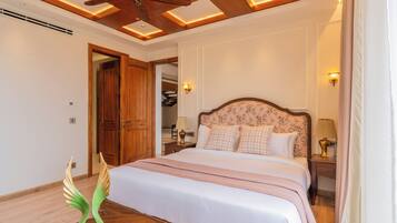 Deluxe Villa, Balcony, Garden View