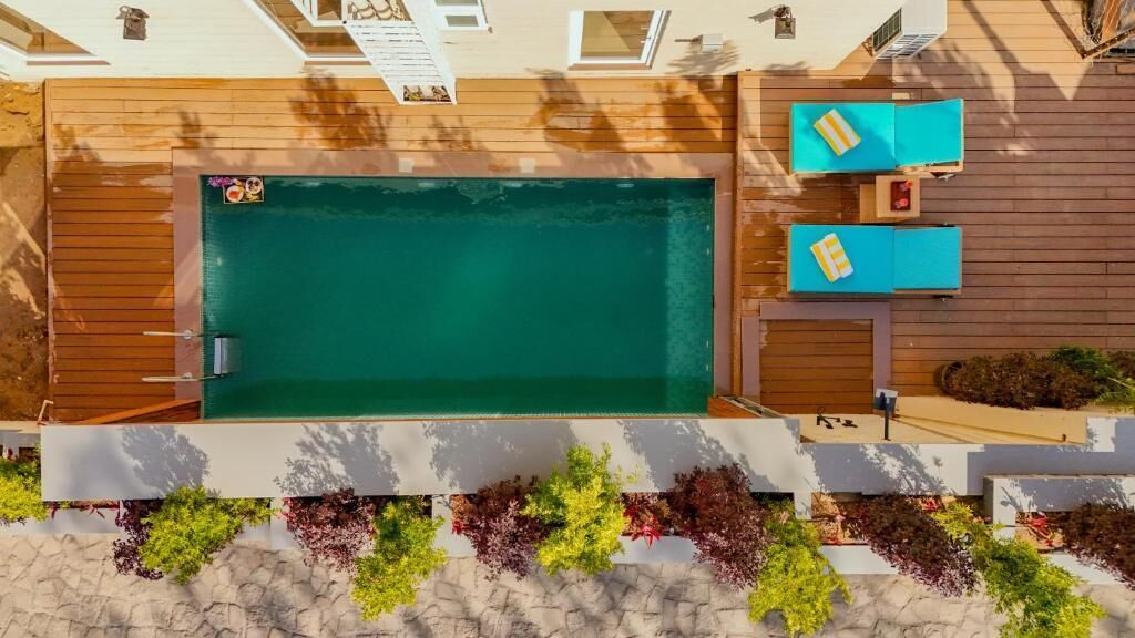 Deluxe Villa, Balcony, Garden View | Pool | Outdoor pool