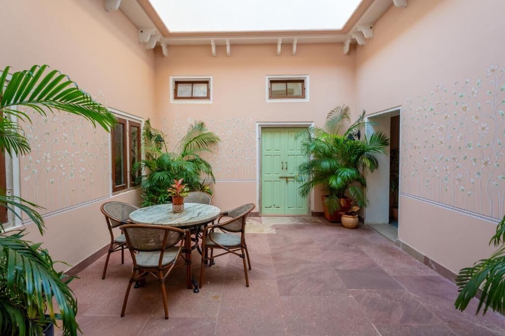 Tempat makan outdoor