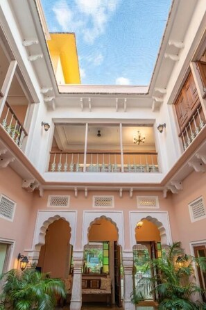 Exterior detail - Mukam at Kanakvilas (Jaipur)