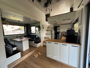 Interior - Cozy Tiny House "Spree-Maus" Family-friendly - only 50m to the Spree (Grünheide (Mark))