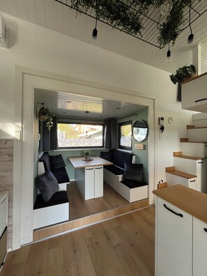 Interior - Cozy Tiny House "Spree-Maus" Family-friendly - only 50m to the Spree (Grünheide (Mark))