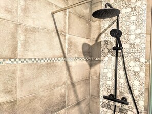 House | 1 bedroom - Montesquieu Splendid and Charming Studio (Roubaix)