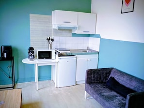House | 1 bedroom - Studio Lens SdB Priv e sur le Palier Bollaert (Lens)