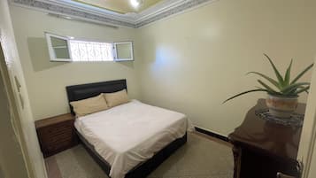 Free WiFi, bed sheets