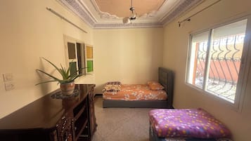 Habitación clásica con 2 camas individuales