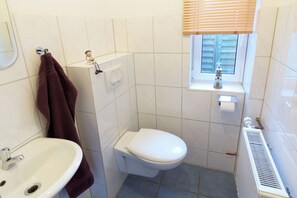 Hair dryer - Fischerhaus Toppweg 3 Apartment 5 Terrace 20m from the harbor, parking, WLAN (Neuharlingersiel)