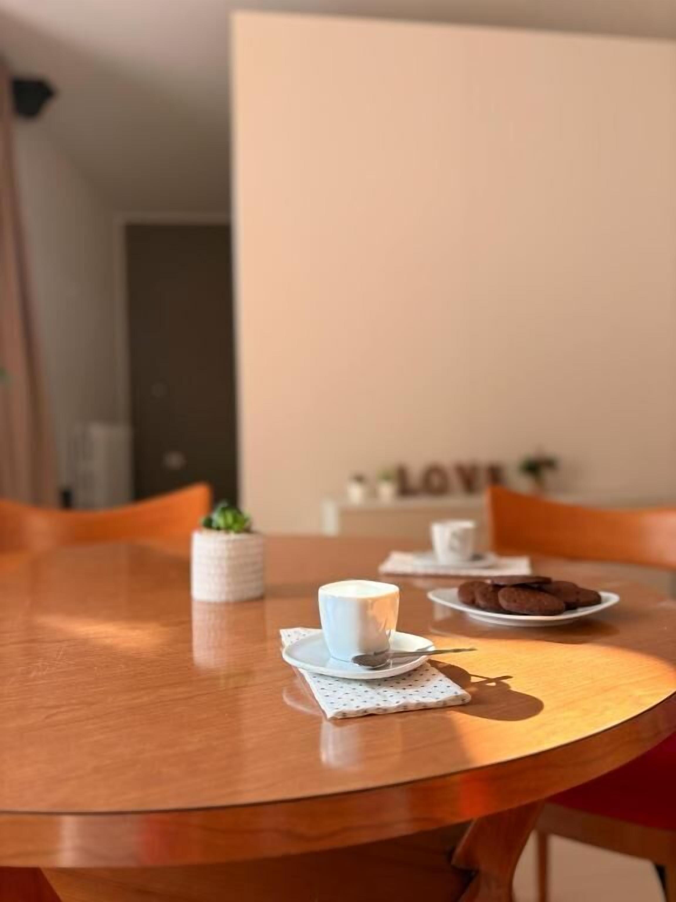 Departamento estándar, balcón, vista al patio | Restaurantes