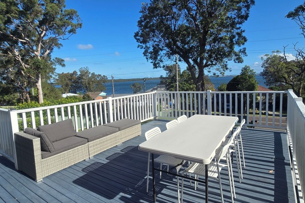 Massive front deck with wide lake view