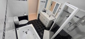 Bathroom - Home with water view in Central Coast (Budgewoi)