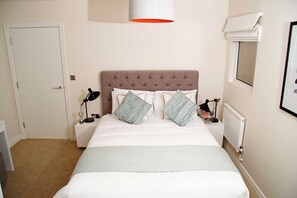 2 bedrooms, iron/ironing board, travel cot, free WiFi
