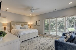 3 bedrooms, iron/ironing board, free WiFi, bed sheets - 7 Rum Row - Private Pool, Golf Views & Walk to the Beach in Palmetto Dunes (Hilton Head Island)