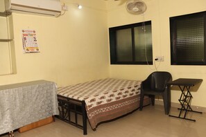 Hus - udsigt til have