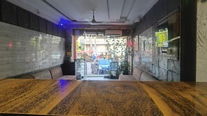 Lobby - HOTEL ROYAL PALACE (CHITTAURGARH)