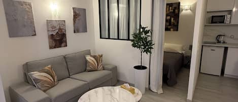Smart TV, stereo