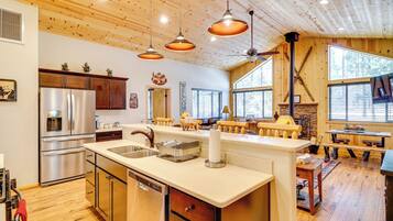 Casa (2 Bedrooms) | Interior