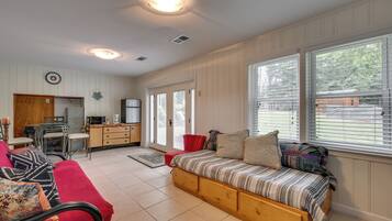 Apartment (1 Bedroom) | Interior