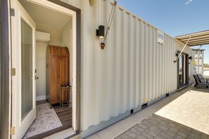 Interior - Easy Trail Access! Container Retreat in Cedar City (Cedar City)