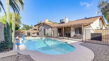 House (3 Bedrooms) | Front of property