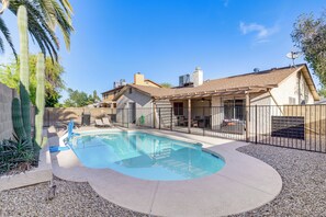 House (3 Bedrooms) | Front of property