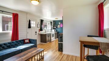 Apartment (1 Bedroom) | Interior