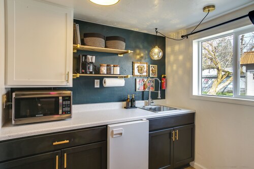 Chic, Central Spokane Apt for Couples & Solo Stays