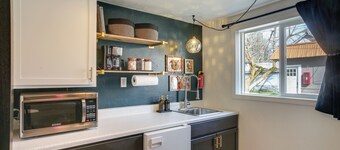 Chic, Central Spokane Apt for Couples & Solo Stays