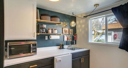Chic, Central Spokane Apt for Couples & Solo Stays