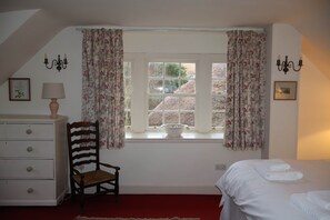 2 bedrooms, WiFi, bed sheets - Forget Me Not - Craigengillan Estate (Dalmellington)