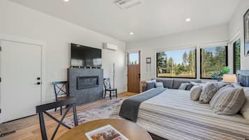 1 bedroom, Internet, bed sheets
