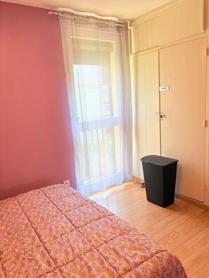 2 bedrooms, iron/ironing board, free WiFi - St Cyprien 5 P BEACH and PORT 5 minutes walk AIR CONDITIONING (Saint-Cyprien)