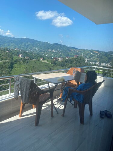 A stunning villa to find peace with loved ones in Trabzon’s unique landscapes.