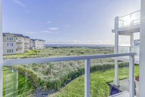 Property grounds - 421 - Sand-tastic Adventures Await - Oceanview (Westport)