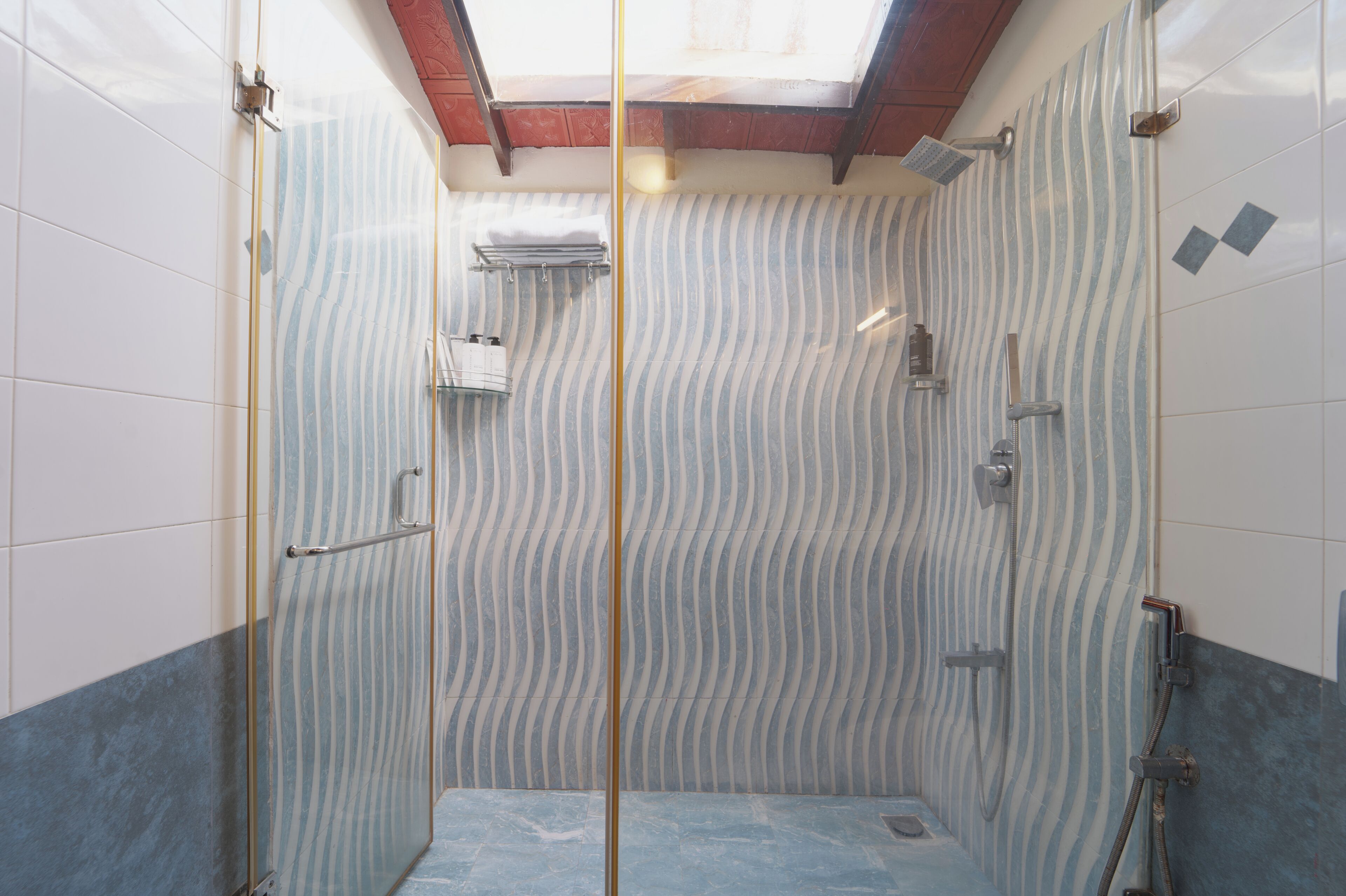 Deluxe Villa | Bathroom