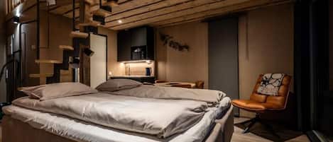 Superior Chalet, Lake View