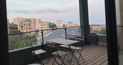 Superb studio with sea view of downtown Bastia