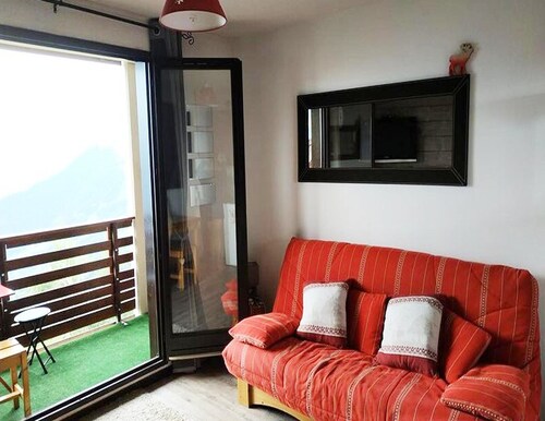 2 Rooms for 6 People