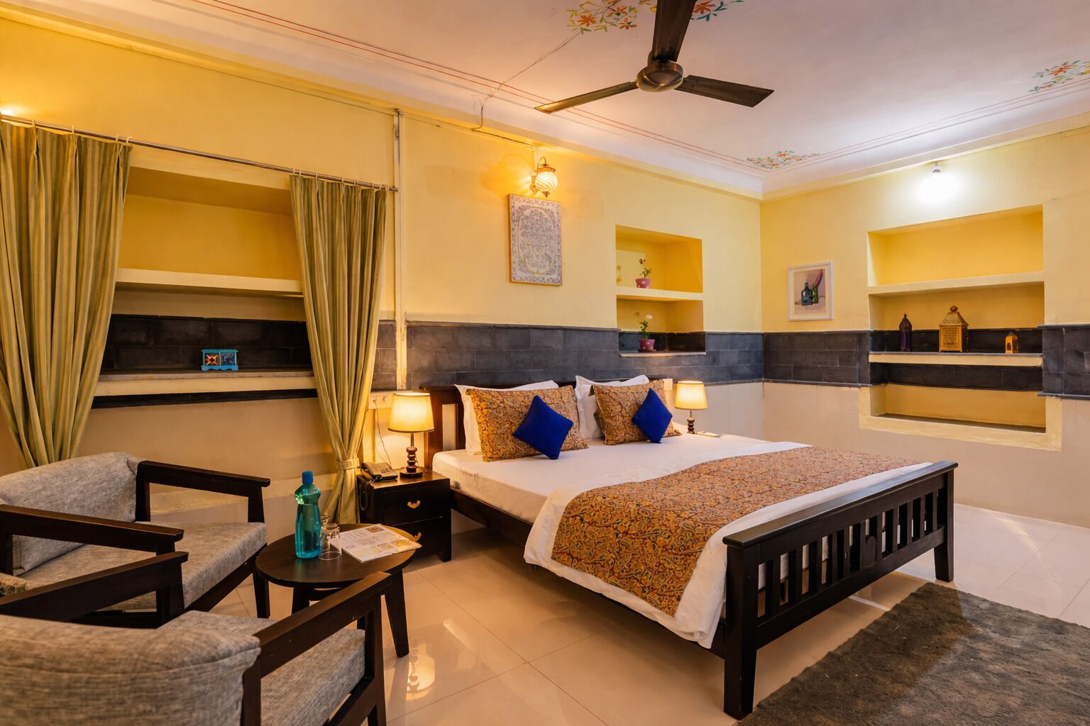 Deluxe-Doppelzimmer, Blick auf den Innenhof