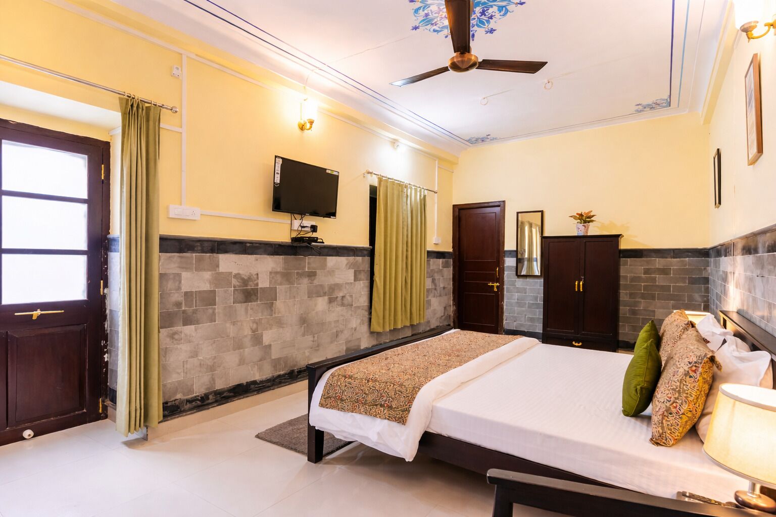 Deluxe-Doppelzimmer, Blick auf den Innenhof