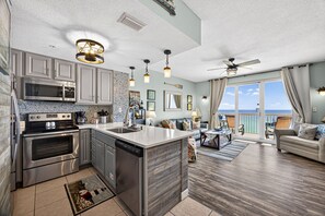 Fridge, microwave, oven, stovetop - 🌊 Beachfront 1BR + Bunks | Sleeps 6 | Free Daily Activities! (Panama City Beach)