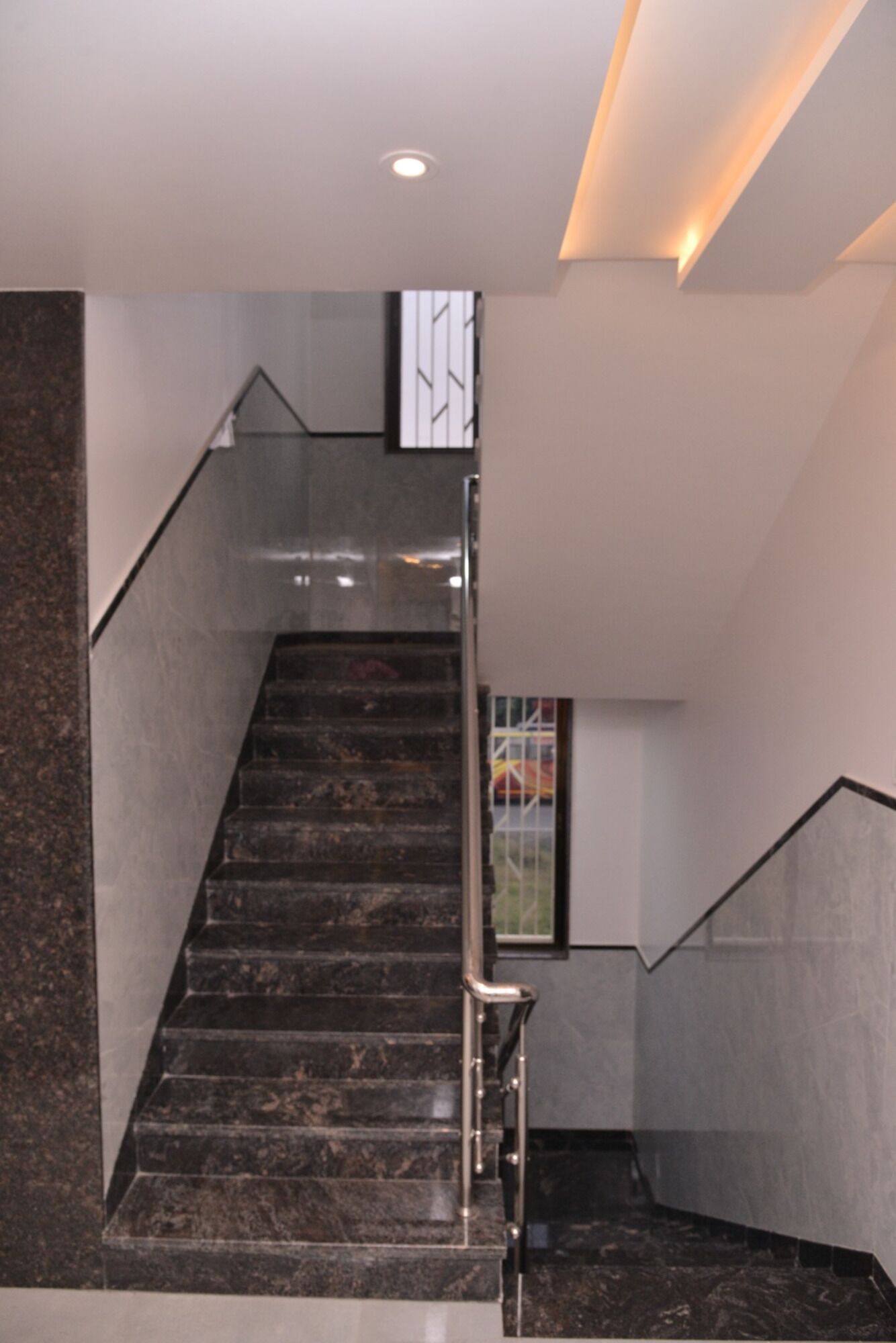 Perincian bahagian dalam