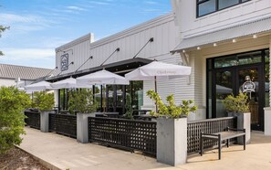 Outdoor dining - Hobnob - Private Pool - Golf Cart (Santa Rosa Beach)
