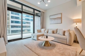 Apartment - Free Housekeeping Visits During Your Stay - Stayshort - Chic 1 Bedroom Unit in Dubai Marina That Sleeps 4 (Dubai)