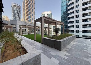 Apartment - Free Housekeeping Visits During Your Stay - Stayshort - Chic 1 Bedroom Unit in Dubai Marina That Sleeps 4 (Dubai)