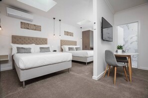 Room - Newington Apartments - Apt 6 Twin Queen (Ballarat Central)