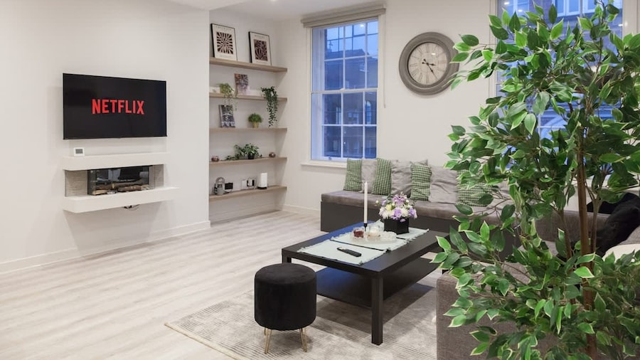 Grand Central Leeds Apartment Near Train Station