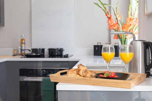 Somers Suites Apartments-central-high Spec-sleep 4