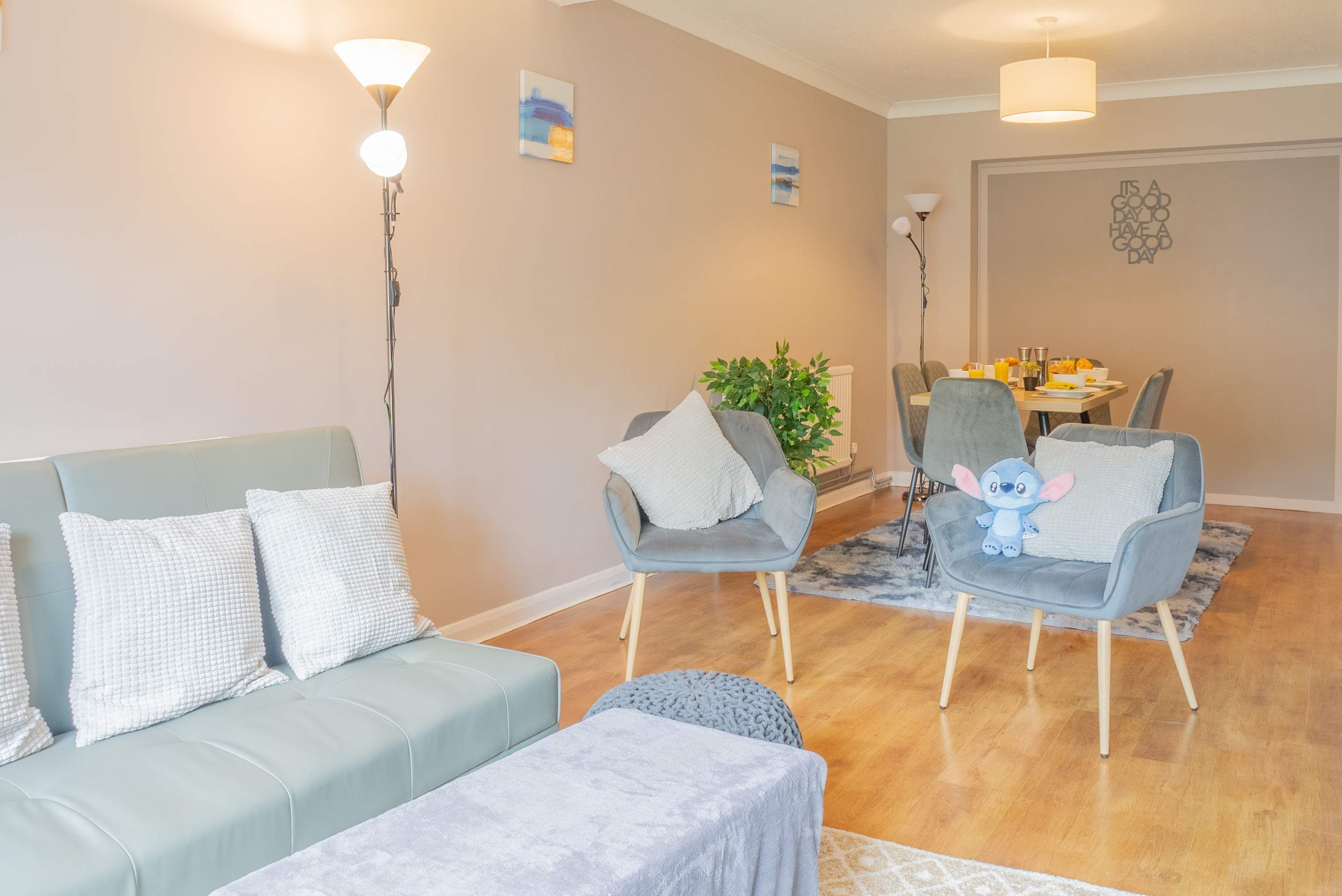 House | 4 bedrooms, Internet