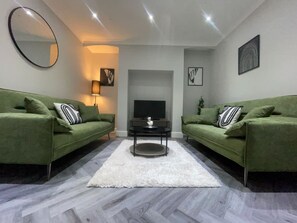 Ferienhaus | 5 Schlafzimmer, Internetzugang